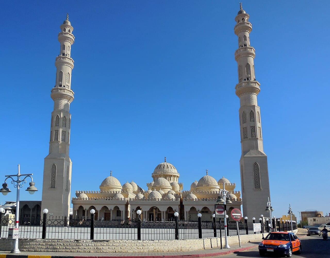 The two minarets and white domes of El Mina Mosque in Hurghada